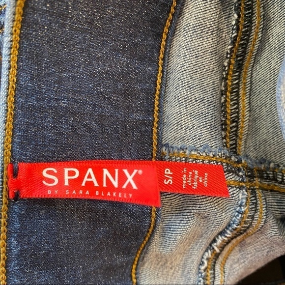 Spanx Pull On Distressed Jean Raw Hem Jegging Dark Wash size Small - Picture 3 of 10